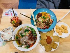 -贵凤凰贵州米粉(五道口店)