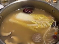 -潮界(LU·ONE凯德晶萃广场店)