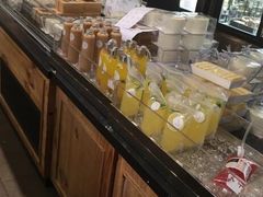 -全日可颂动物奶油生日蛋糕(步行街店)