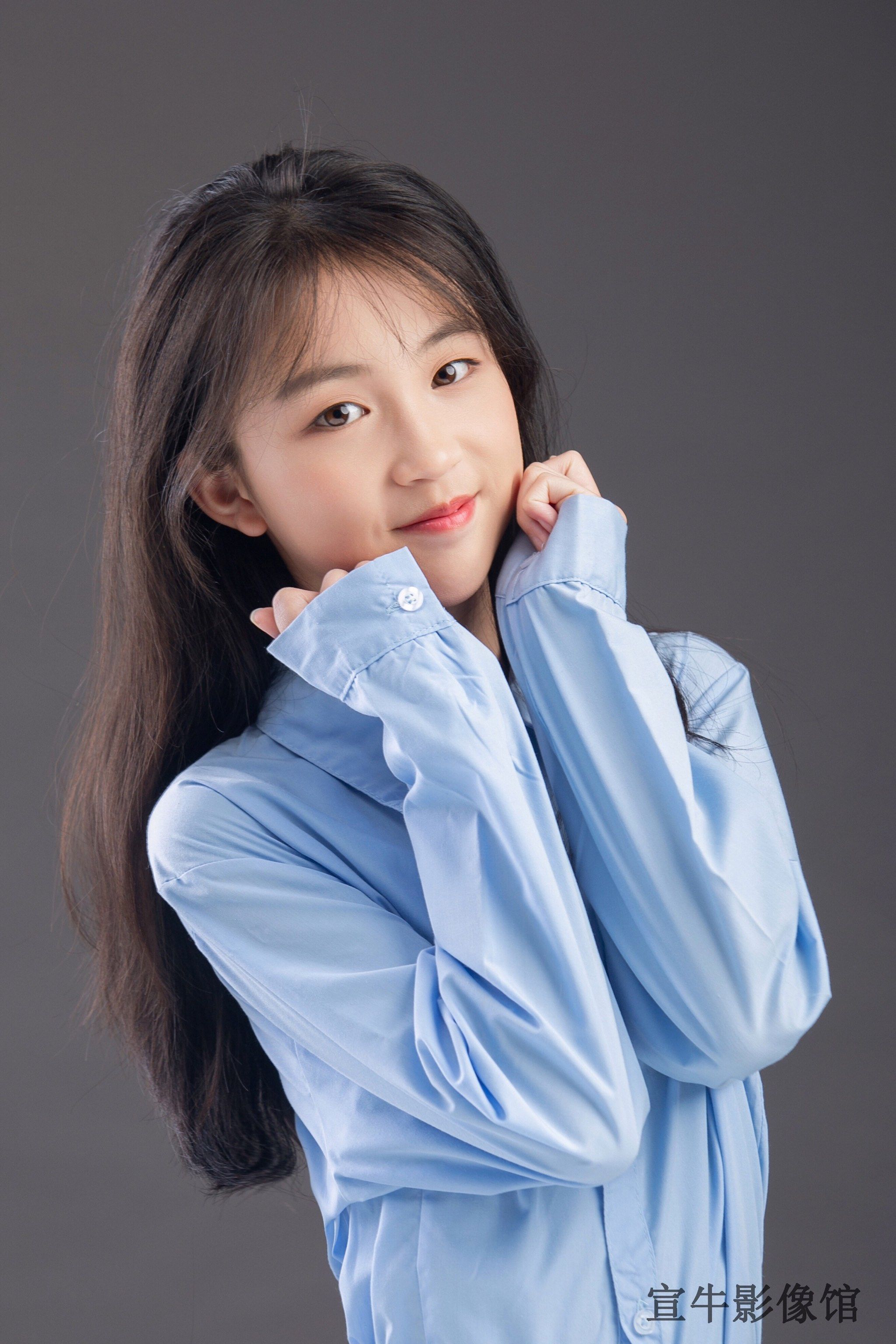 超有镜头感的小美女