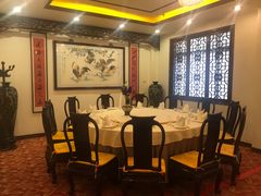 包厢-九花山烤鸭店