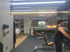 -威克健身游泳(万菱汇店)