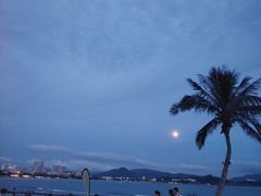 -JW万豪厨房餐厅·滨海草坪烧烤·海鲜·海景(三亚绿发山海天JW万豪酒店)