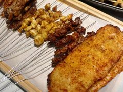-嗨辣小聚·盘锦河蟹·海鲜烧烤龙虾(盘锦十年好店)