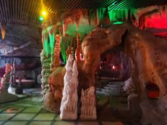 -泉城欧乐堡戏水湾艺术养生温泉