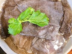 -茅草房·河畔园林火锅