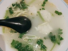 -小杨生煎(金山百联购物中心3楼店)