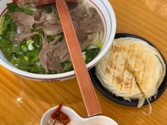 -小椒羊.羊肉粉 龙虾 羊肉串(新地旗舰店)