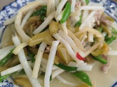芦苇根肉丝-湖山人家·湖景餐厅·特色农家菜(太湖西山店)