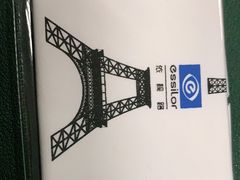 -斯维卡眼镜林·蔡司视觉合作店(青浦宝龙广场店)