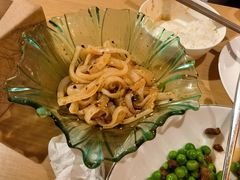 -渝信川菜 · 川味家常菜(财富购物中心店)