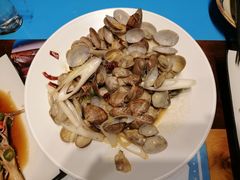 -臻鲜燕海鲜融合餐厅(金陵style店)