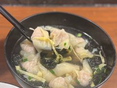 鲜肉小馄饨-舒蔡记生煎菜饭(云南中路店)