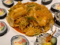 -紫菜村·石锅拌饭·紫菜卷·牛肉汤