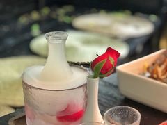 玫瑰与山泉米酒的浪漫-素描餐厅(灵隐天竺店)