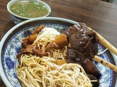 红烧牛肉面-旺泉餐饮店·清真牛肉面馆