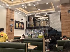 -佰搭果·广式茶餐厅(西华路店)