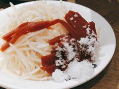 京糕梨丝-河沿肉饼Beijing Pie(东华门店)