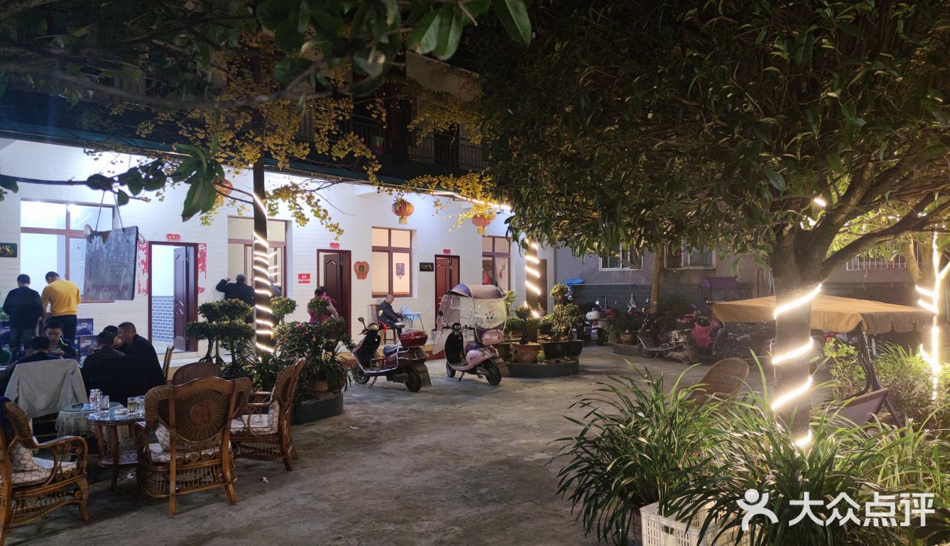 清水河畔新网红餐厅