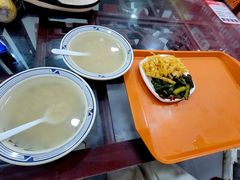 -牛一嘴·兰州牛肉面·大盘鸡(财富中心店)