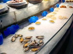 -云顶旋转自助景观餐厅