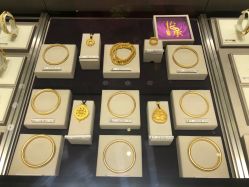 -周大福CHOW TAI FOOK(南京东路永安百货店)