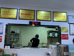 -秦云老太婆摊摊面(金色年华店)