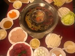 -山城年华老火锅(玉林店)