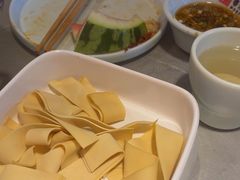 -宴全牛粤来越牛潮汕鲜牛肉火锅(海州万达广场店)
