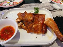 -新白鹿餐厅(百联中环店)