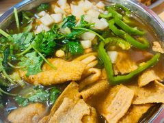 -柳州肥姨妈大骨螺蛳粉(东靖路店)