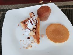 -三亚湾海居铂尔曼度假酒店