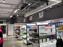 -唯品会(北京国瑞城店)