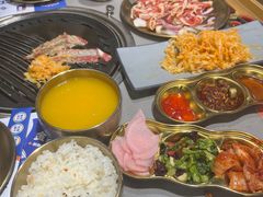 -金会长自助海鲜·烤肉(人民广场店)