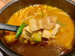 大酱汤-明洞阿姨·韩式酱蟹烤肉·创意料理(三元桥店)