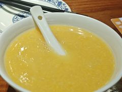 -老天桥酱肉烧饼夹肘子(天桥店)