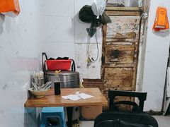 -小罗子汤店(大士院总店)