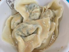 特色荠菜肉馄饨-潘国仙耳光馄饨(黄家阙路店)