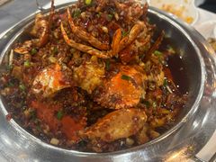 -凤凰路何眼镜香辣蟹(花果园店)
