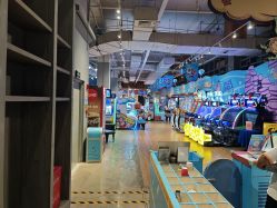 -探奇乐园蹦床公园(日月广场店)