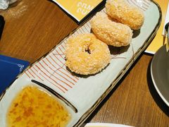 炸虾饼配泰国梅子酱-帕蓝·暹罗料理(大学路店)