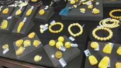 -灵彩珠宝(朗香街店)