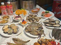 -领鲜活海鲜榴莲自助火锅(东门店)