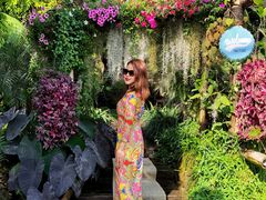 -Chom Cafe and Restaurant