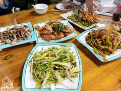 -兆辉木炭海鲜烧烤·海鲜小炒