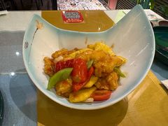 -玖月时尚泰式餐厅