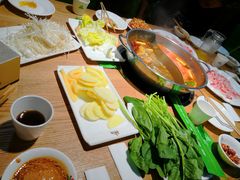 -荷塘月色火锅餐厅
