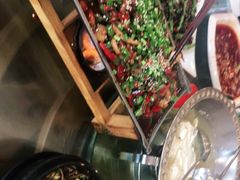 -石磨豆花家常菜·牦牛排土火锅