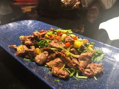 白辣椒腊牛肉-凤凰湘语·湘粤鲜融(浦东旗舰店)