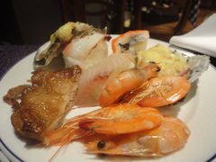虾、鸡扒与寿司-帝豪酒店•马可勃罗西餐厅